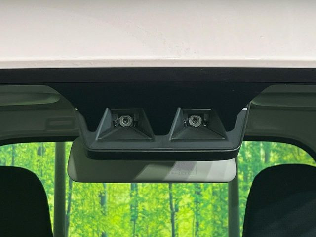 �y�X�}�[�g�A�V�X�g�z���s���ɑO���̎ԗ�����F�����A�Փ˂������Ȏ��͌x��ƃu���[�L�ŏՓˉ���Ɣ�Q�y�����A�V�X�g�B�����S�Ƀh���C�u�����y���݂��������܂��B