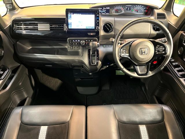 N-BOXカスタムL ターボ