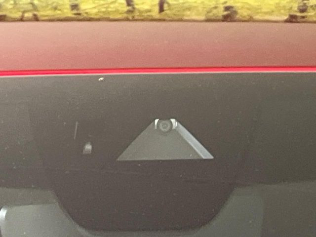 �yi-ACTIVESENSE�z���s���ɑO���̎ԗ�����F�����A�Փ˂������Ȏ��͌x��ƃu���[�L�ŏՓˉ���Ɣ�Q�y�����A�V�X�g�B�����S�Ƀh���C�u�����y���݂��������܂��B