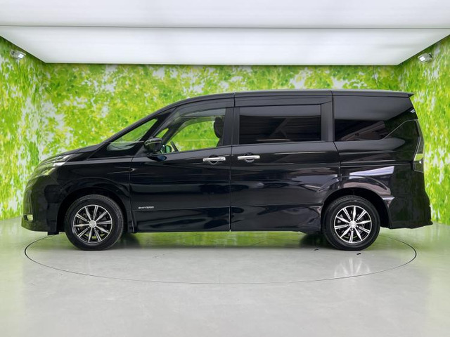 セレナ2.0 ハイウェイスターV 4WD