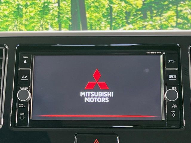 �y�����i�r�z�l�C�̏����i�r�𑕔����Ă���܂��B�i�r�̎g���₷���͂������A�I�[�f�B�I�@�\���[��!�L�����v�◷�s�͂������A�ʋ΂┃�����ȂǕ��i�̃h���C�u���y�����Ȃ�͂���