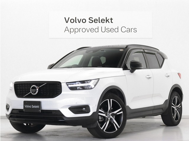 XC40B4 AWD Rデザイン 4WD