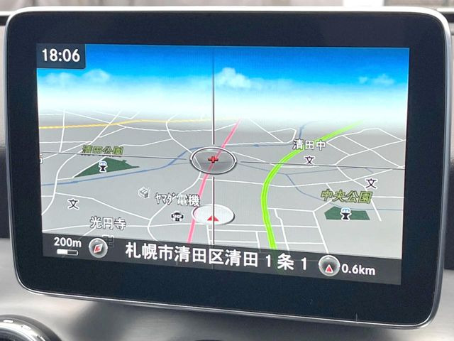 �������i�r:��̊��̂���i�r�́A����������ԓ������o���Ă���܂��B�I�[�f�B�I�@�\���[�����Ă���܂��̂ŁA�^�]�����y���߂܂���