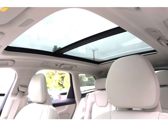 XC60ウルトラ B5 AWD 4WD