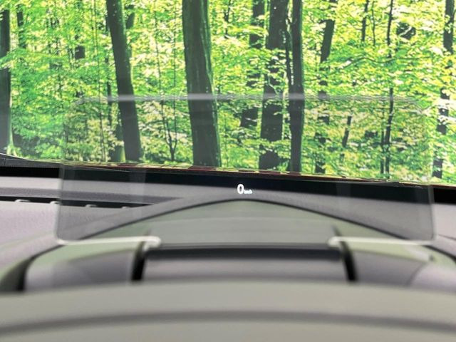 �y�w�b�h�A�b�v�f�B�X�v���C�z���݂̑��x�⑖�s�����f�W�^���\���ŉ^�]�ȑO���̃K���X�ɓ��e!�^�]���A�ڐ������炳���K�v�ȏ����m�F�ł���̂łƂ��Ă��֗��ň��S!