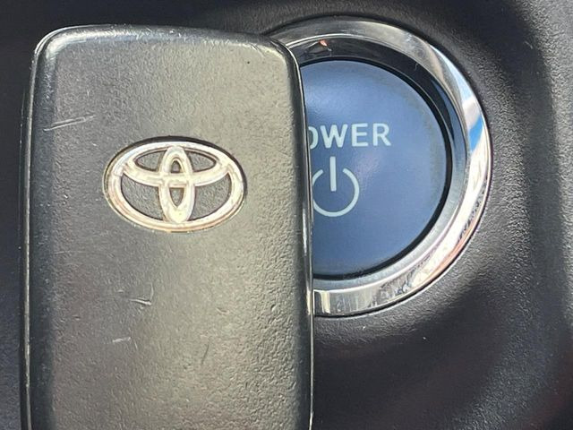 �y�X�}�[�g�L�[�z�J�o����|�P�b�g�ɓ��ꂽ�܂܂ł��h�A�̎{���E�������\�ȃX�}�[�g�L�[�𑕔��B�G���W���̃I���E�I�t�����J�M�����o���K�v����������Ƃ��Ă��֗��ł���