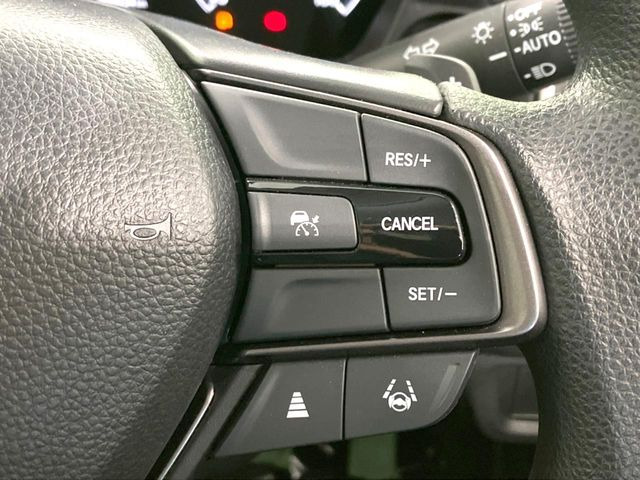 �y�A�_�v�e�B�u�N���[�Y�R���g���[���z�������H�ł̒��������s���y��!!�����ő��x��ۂN���[�Y�R���g���[�����A�Փˌy���V�X�e���ƘA�g���A�O���̎ԗ������m���ĎԊԂ�ۂ悤�ɑ��x���߂��Ă���܂�!!