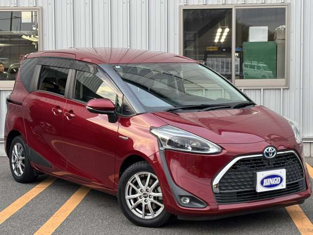 シエンタハイブリッド 1.5 G クエロ