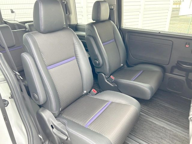 ���ڒ����̓E�H�[�N�X���[�ƂȂ��Ă���܂��B���ڂƎO��ڂ̈ړ�����~�肪�Ƃ��Ă��y�ɂȂ�̂ŁA���~��̍ۂ��X�g���X�������邱�Ƃ͂���܂����