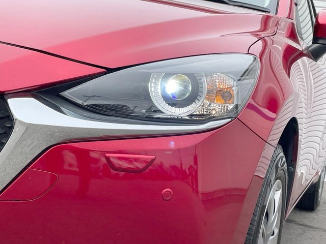 �yLED�w�b�h���C�g�z���V����ԑ��s�����ǍD�Ȏ��E���m�ۂ����S���ĉ^�]�ł��鍂�P�xLED�w�b�h���C�g�𑕔�!�_�����x�������A����d�͂��}�����Ă��܂��B