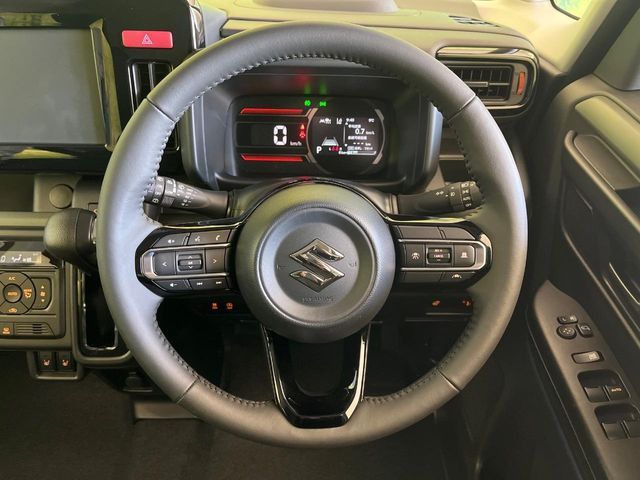 �y�����v�����X�e�A�����O�z�㎿�Ȋv���g�p���邱�ƂŁA��ɂ����������݂ƂĂ��^�]���₷���n���h���ł���