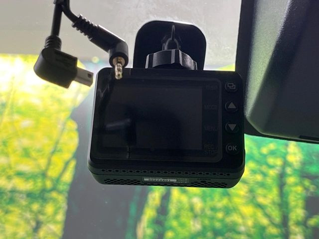 �y�h���C�u���R�[�_�[�z�h���C�u���R�[�_�[����!���s���͂������A������^�]�⎖�̂ɑ��������ہA�f���ŋL�^���A����̃��X�N�ɔ����܂��B���L�^�pSD�J�[�h�͂��q�l�����g�ł��������������K�v������܂��B