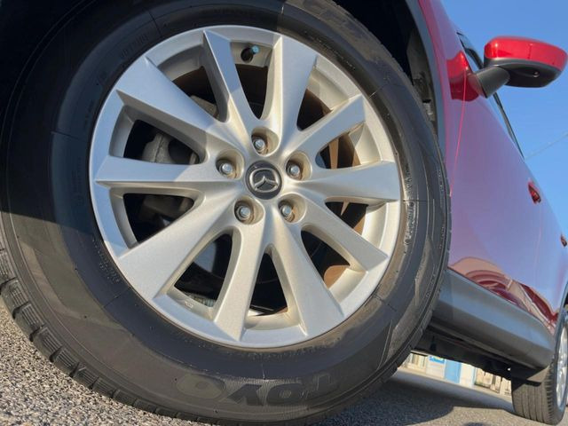 �y����17�C���`�A���~�z�C�[���z�O�ςɃ}�b�`���������A���~�z�C�[���𑕒����Ă���܂��B�e��ЊO�A���~�z�C�[����A�X�^�b�h���X�^�C�����戵�����Ă���܂��B���񂲑��k����������