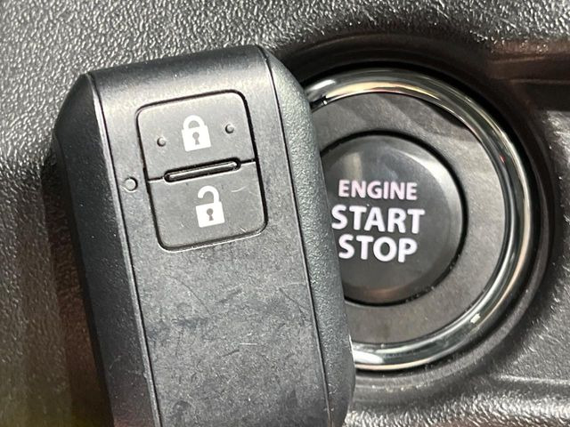 �y�L�[���X�X�^�[�g�V�X�e���z�J�o����|�P�b�g�ɓ��ꂽ�܂܂ł��h�A�̎{���E�������\�ȃX�}�[�g�L�[�𑕔��B�G���W���̃I���E�I�t�����J�M�����o���K�v����������Ƃ��Ă��֗��ł���