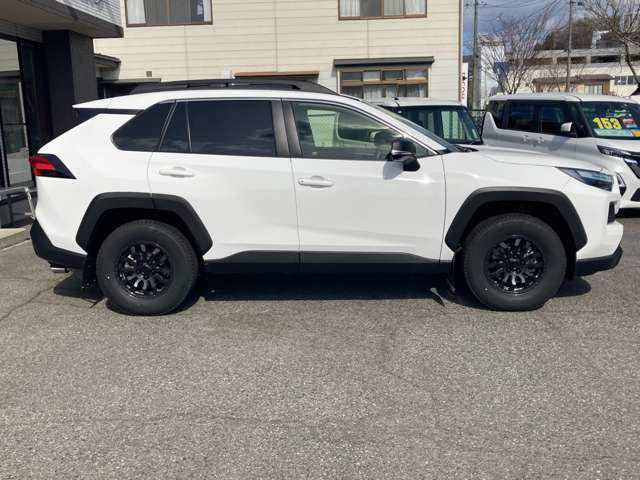 RAV42.5 ハイブリッド アドベンチャー オフロードパッケージ II E-Four 4WD