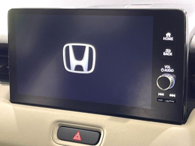 �y9�C���` �z���_�R�l�N�g�f�B�X�v���C�z���F���̍������ʃf�B�X�v���C�Ńi�r�̎g�p��A�������̃X�}�[�g�t�H���ƘA�g����bluetooth�ł̉��y�Đ����\�ł���