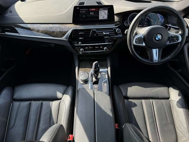 5シリーズセダン530i Mスポーツ