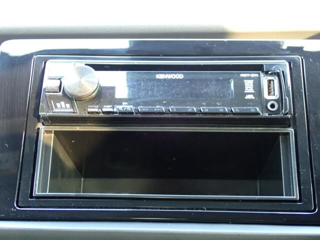 CD�I�[�f�B�I�E���W�I���t���Ă܂��B