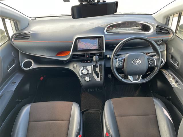 シエンタ1.5 G クエロ