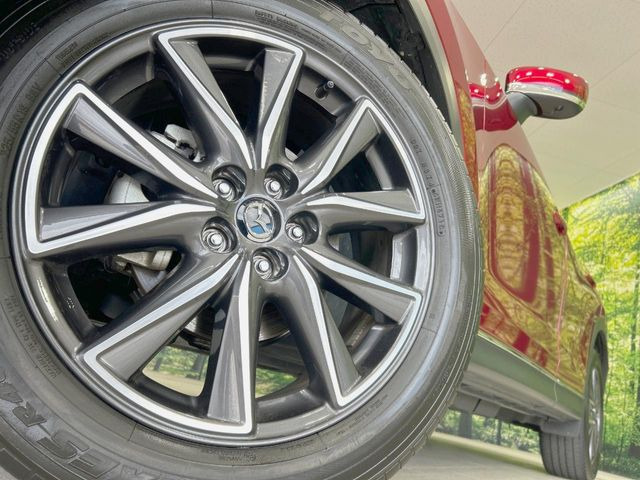 �y����19�C���`�A���~�z�C�[���z�O�ςɃ}�b�`���������A���~�z�C�[���𑕒����Ă���܂��B�e��ЊO�A���~�z�C�[����A�X�^�b�h���X�^�C�����戵�����Ă���܂��B���񂲑��k����������