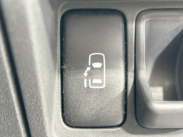 �y�p���[�X���C�h�h�A�z�X�}�[�g�L�[��^�]�Ȃ̃X�C�b�`�ŃX���C�h�h�A�̊J���\���d��������͂����ăh�A���J����K�v�������A���������q�l�ł��A�d���ו��������Ă��鎞�����N�ɊJ���߂ł��܂���