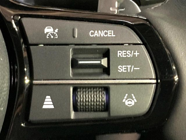 �y�A�_�v�e�B�u�N���[�Y�R���g���[���z�������H�ł̒��������s���y��!!�����ő��x��ۂN���[�Y�R���g���[�����A�Փˌy���V�X�e���ƘA�g���A�O���̎ԗ������m���ĎԊԂ�ۂ悤�ɑ��x���߂��Ă���܂�!!