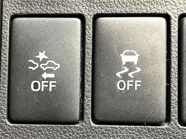 �y�X�}�[�g�A�V�X�g�z���s���ɑO���̎ԗ�����F�����A�Փ˂������Ȏ��͌x��ƃu���[�L�ŏՓˉ���Ɣ�Q�y�����A�V�X�g�B�����S�Ƀh���C�u�����y���݂��������܂��B