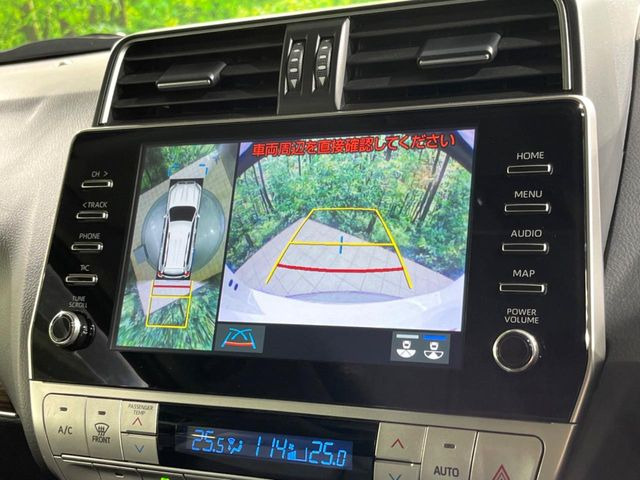 �y�p�m���~�b�N�r���[���j�^�[�z��p�̃J�����ɂ��A�ォ�猩���낵���悤�Ȏ��_��360�x�N���}�̎��͂��m�F���邱�Ƃ��ł��܂������p�������m�F���₷���A�����ꏊ�ł̐؂�Ԃ��⒓�Ԃ��X���[�Y�ɍs���܂��B