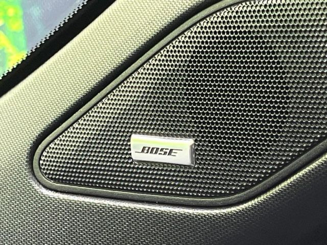 �yBOSE�T�E���h�V�X�e���z���[�J�[�I�v�V�����̍��i�ʃT�E���h�V�X�e���𓋍ځB��p�̃`���[�j���O���{���ꂽ�召�l�X�ȃX�s�[�J�[����ǎ��ȃT�E���h���t�ł��A�Տꊴ���ӂ�鉹����Ԃ����o���܂��B