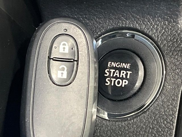 �y�L�[���X�X�^�[�g�V�X�e���z�J�o����|�P�b�g�ɓ��ꂽ�܂܂ł��h�A�̎{���E�������\�ȃX�}�[�g�L�[�𑕔��B�G���W���̃I���E�I�t�����J�M�����o���K�v����������Ƃ��Ă��֗��ł���