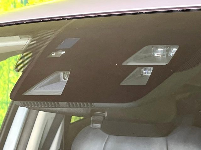 �y�X�}�[�g�u���[�L�T�|�[�g�z���s���ɑO���̎ԗ�����F�����A�Փ˂������Ȏ��͌x��ƃu���[�L�ŏՓˉ���Ɣ�Q�y�����A�V�X�g�B�����S�Ƀh���C�u�����y���݂��������܂��B