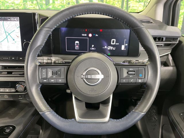 �y�����v�����X�e�A�����O�z�㎿�Ȋv���g�p���邱�ƂŁA��ɂ����������݂ƂĂ��^�]���₷���n���h���ł���