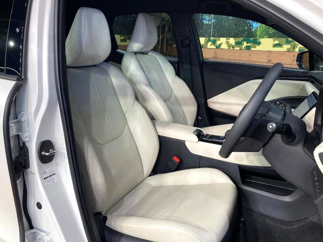 �^�]�ȃV�[�g���͎g�p�������Ȃ��A�ǍD�ȏ�ԂƂȂ��Ă��܂��B���J�Ɏg���Ă������Ƃ��悭�킩��܂��ˁB