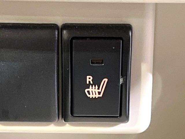 �y�V�[�g�q�[�^�[�z�������ɏd�󂷂�V�[�g�q�[�^�[!�G�A�R����葁�����܂��Ă����̂Ŋ�����̐l�����S�ł��ˁ�G�A�R���̉����͊������邩����A�Ƃ������ɂ����������߂ł��B