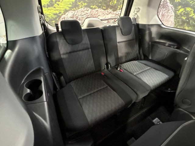 3��ڃV�[�g�͂�������ԗǍD����l�ł��������ƍ����Ē����܂��̂ŁA��l���ł̂��o���������N���N�ł��􂲉Ƒ��ŁA�C�̒m�ꂽ���ԂŁA�h���C�u�ɍs���̂��y���݂ł��ˁ�