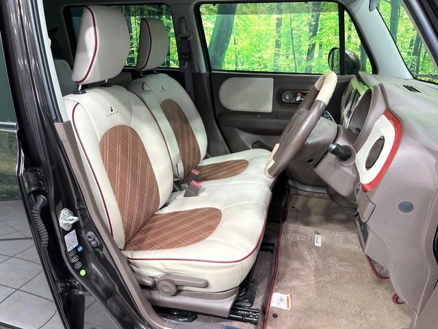 �y���烌�U�[�V�[�g�z����̂ӂ���肪�e�ՂŃ����e�i���X�����ȒP�ȁA�@�\���ɗD��鍇����v���̗p�����㎿�ȃV�[�g�ł��B����S�n���悭�A���������ӂ��S�n�ǂ��ԓ���Ԃ����o���Ă���܂��B