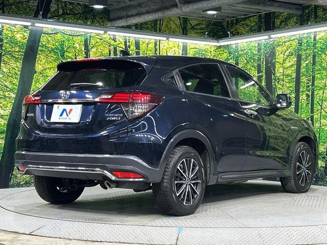 ☆全国のネクステージからお取り寄せが可能※!遠方の店舗に展示してあるクルマが気になる場合も、最寄りの店舗でご覧いただくことが可能です!是非私たちに要望をお聞かせください!※別途費用