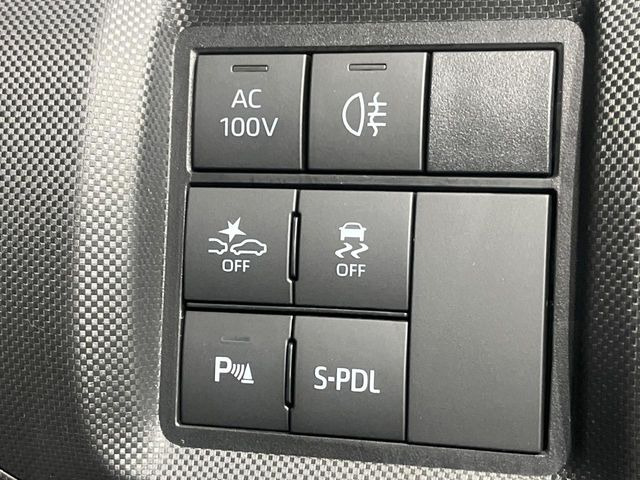 �y�A�N�Z�T���[�R���Z���g�z�L�����v��X�|�[�c�A�A�E�g�h�A�ł̃A�N�e�B�r�e�B�͂������A�ЊQ�E��d�̍ۂɏ����ɂ��Ȃ�AC100V�R���Z���g�𑕔���P�[�^�C��^�u���b�g�A�Q�[���@��̏[�d�ɂ���