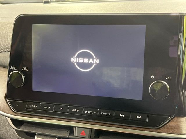 �y�����i�r�z�l�C�̏����i�r�𑕔��B�I�[�f�B�I�@�\���[�����Ă���ABluetooth�ڑ�����΂������̃X�}�z��MP3�v���C���[�̉��y���Đ��\!�����̉^�]������Ɋy�����Ȃ�܂�!!