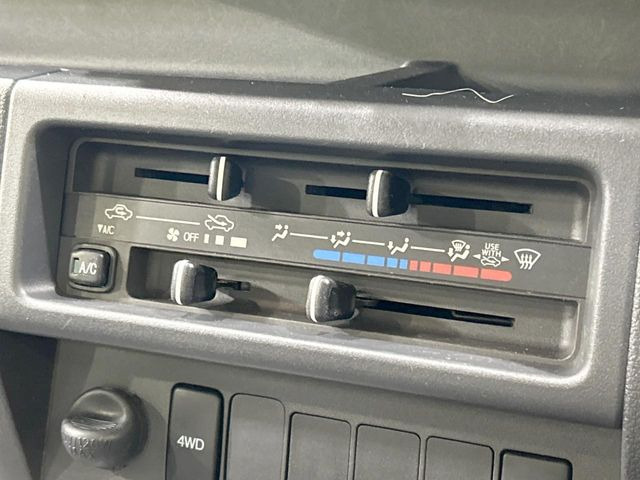 �����~�������Ă��S�Ȃɉ��K�ȋ󒲂�͂��Ă����A�_�C�������G�A�R���𑕔���