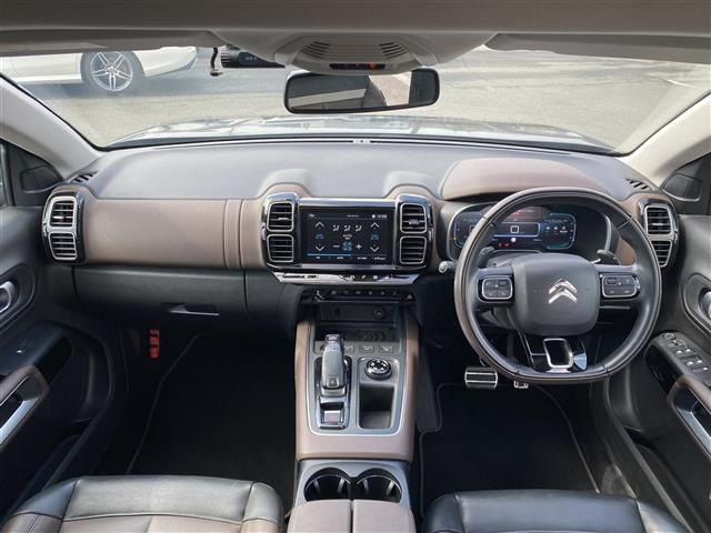 C5エアクロスSUVシャイン ブルーHDi ディーゼル