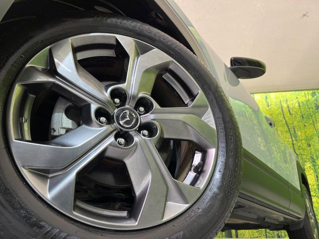 �y�����I�v�V����18�C���`�A���~�z�C�[���z�����I�v�V�����z�C�[���𑕒��B���s���\�̌���ɉ����A�O�ς����X�^�C���b�V���ɂȂ��Ă��܂��B