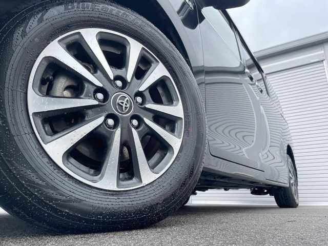 �y15�C���`�A���~�z�C�[���z�O�ςɃ}�b�`�����A���~�z�C�[���𑕒����Ă���܂��B�e��A���~�z�C�[����A�X�^�b�h���X�^�C�����戵�����Ă���܂��B���񂲑��k����������