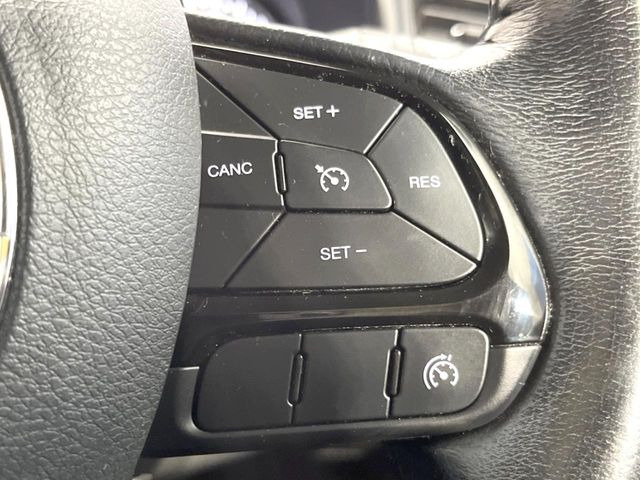 ���I�[�g�N���[�Y�R���g���[��:�������H�⎩���Ԑ�p���H���ɂāA�葬���q���\�ƂȂ�֗��ȋ@�\�ł��B�������ړ��̍ۂł����ɂ����֗��ɂ��g�����������܂���