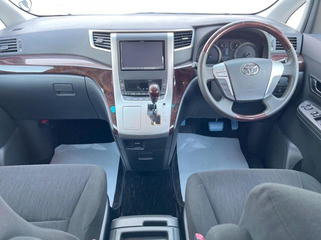 ヴェルファイア2.4 Z