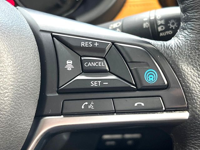 �y�v���p�C���b�g�z�������H�ł̒��������s���y��!!�a�؎��Ə��񑖍s�̃V�[���ŁA�A�N�Z���E�u���[�L�E�X�e�A�����O�������Ő��䂵�A�������^�]�̕��S���y�����Ă���܂���