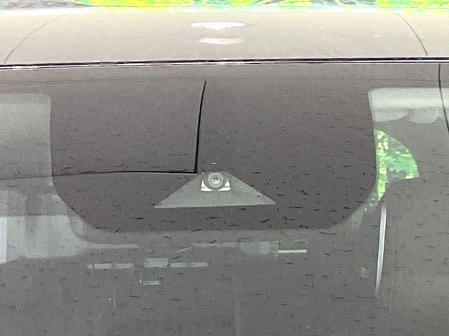 �y�C���e���W�F���g�G�}�[�W�F���V�[�u���[�L�z�t�����g�J�����őO���̎ԗ�����s�҂����m�B�Փ˂������Ȏ��͏Փ˔�Q�y���u���[�L���쓮�A�Փˉ�����T�|�[�g�B�����S�Ƀh���C�u�����y���݂��������܂��B