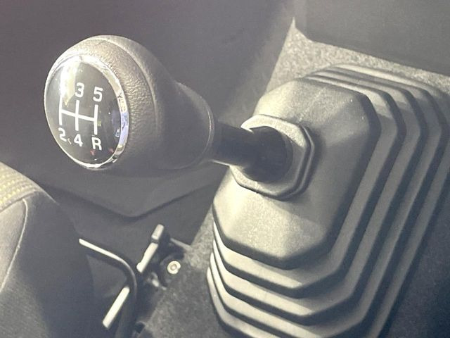 ジムニーシエラ1.5 JC 4WD