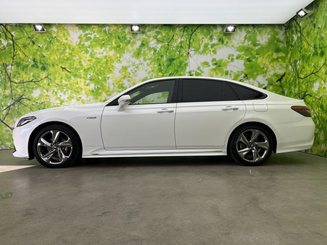 クラウンハイブリッド 2.5 RS アドバンス