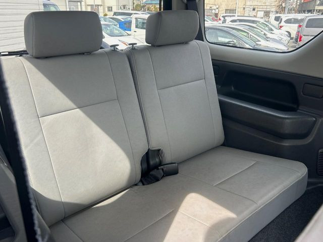 �L�X�Ƃ���2��ڃV�[�g�͋��Z���������A���S�n�����K!�F�B��Ƒ��Ƃ̂��o�����ɂ҂�����ł��B�x�r�[�V�[�g��`���C���h�V�[�g�g�p�������K�ɂ��߂�������������\���ȋ�Ԃ��m�ۂ��Ă��܂��B